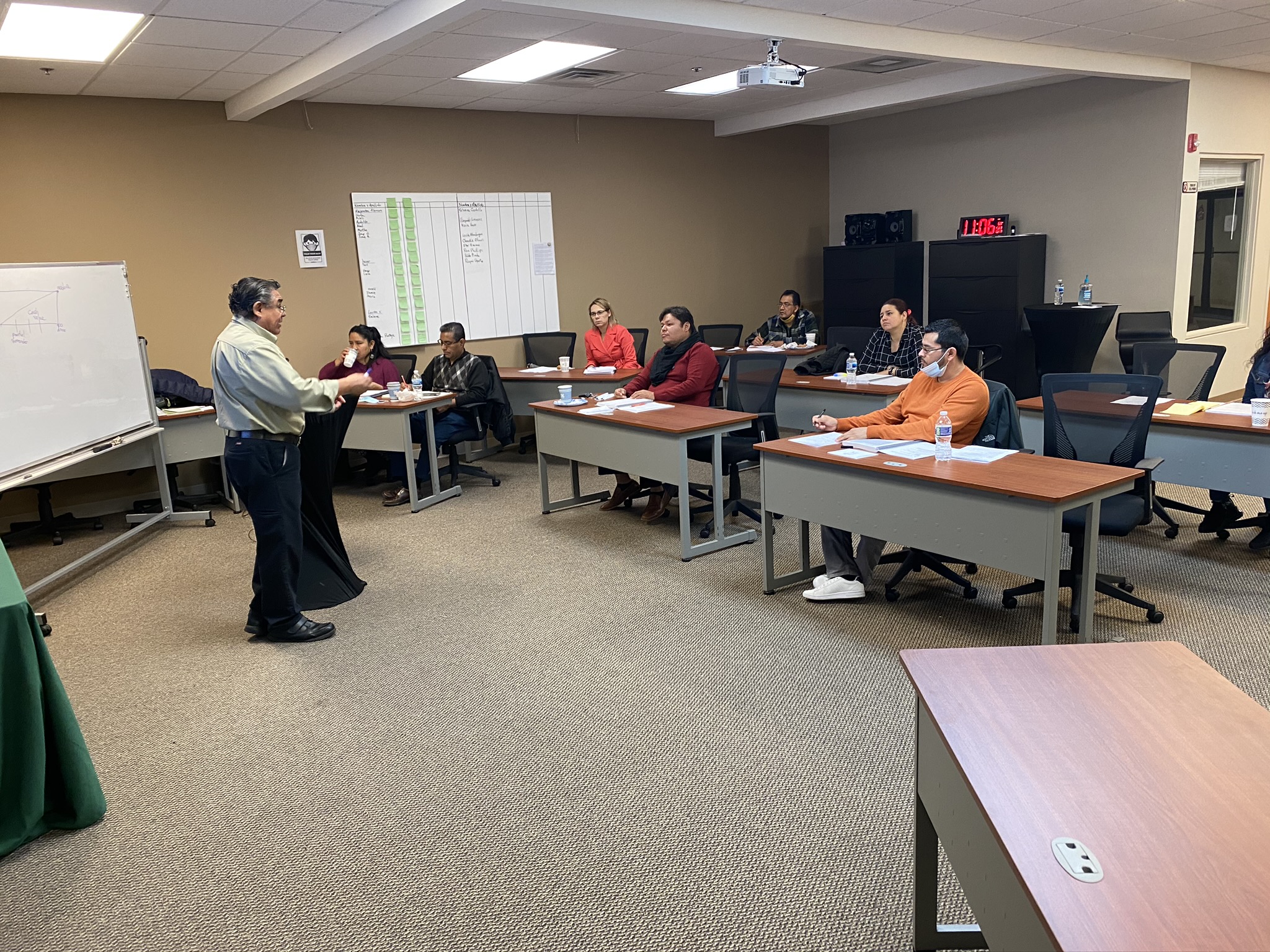 Martin Eichhorn teaching a pre-licensing insurance class to seated students